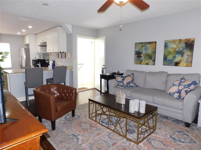 Building Photo - 310 Windward Pl