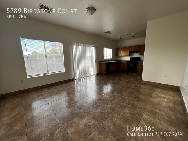 Building Photo - The perfect home is ready for you to move ...