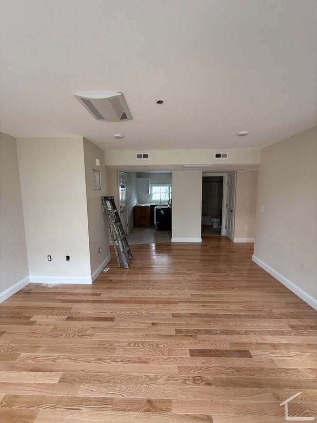 Photo - 66 Ashford St Townhome