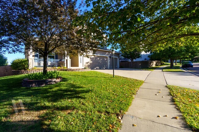 Photo - 9631 Stoneglen Dr House