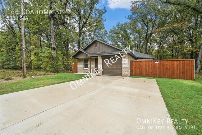 Building Photo - 166 Coahoma St