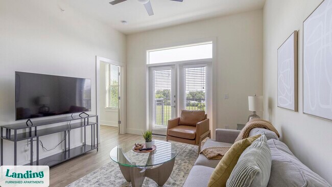 Foto del edificio - 5200 White Settlement Rd