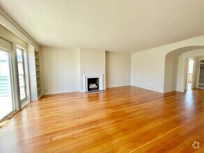 Building Photo - 323-329-329 Presidio Ave