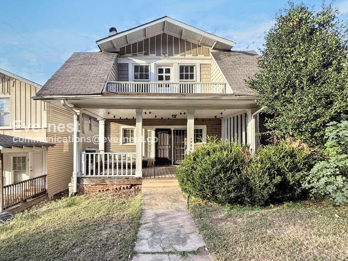 Foto principal - 1406 17th Ave S