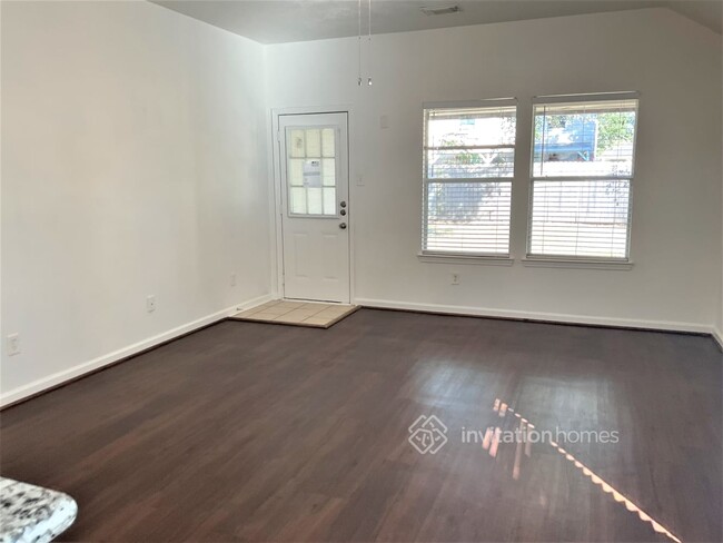 Foto del edificio - 6705 Hidden Colony Ln