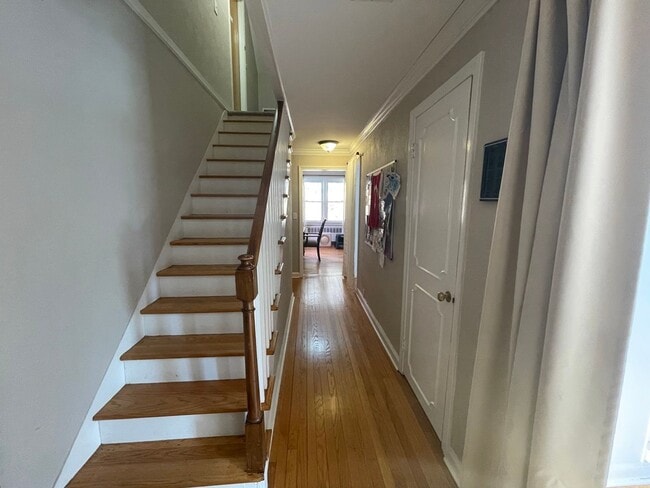 Building Photo - 159 Mill Rock Road