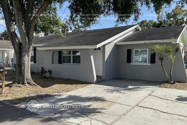 Foto del edificio - 10104 Enchanted Oaks Ct