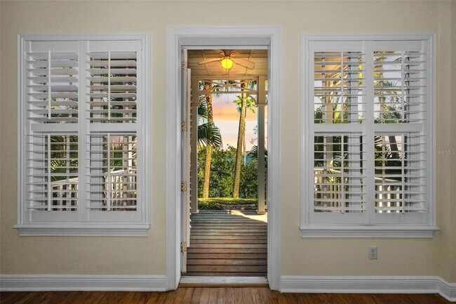 Foto del edificio - 924 Hemingway Cir