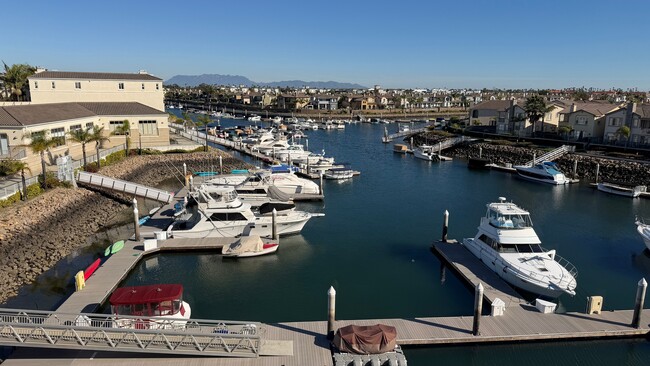 Building Photo - 4372 Tradewinds Dr