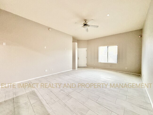 Foto del edificio - 7285 E Chelsie Kaye Ln