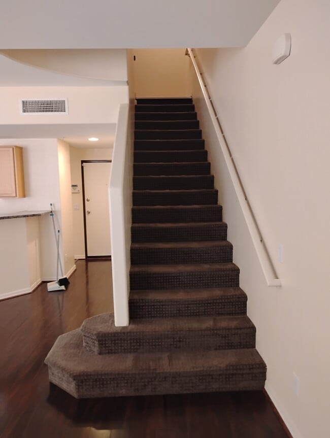 Building Photo - 16231 N 30th Ter