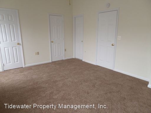 Building Photo - 2303 Montauk Dr