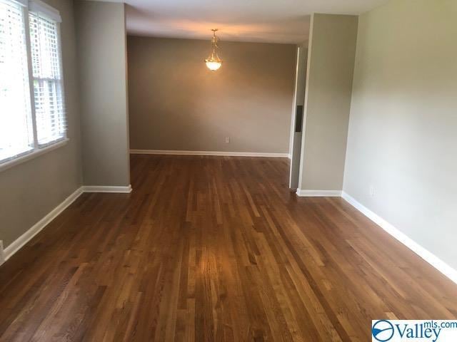 Building Photo - 328 Graycroft Dr SW