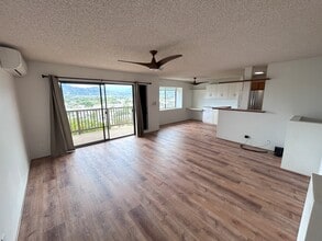 Building Photo - 46-49-49 Aliianela Pl