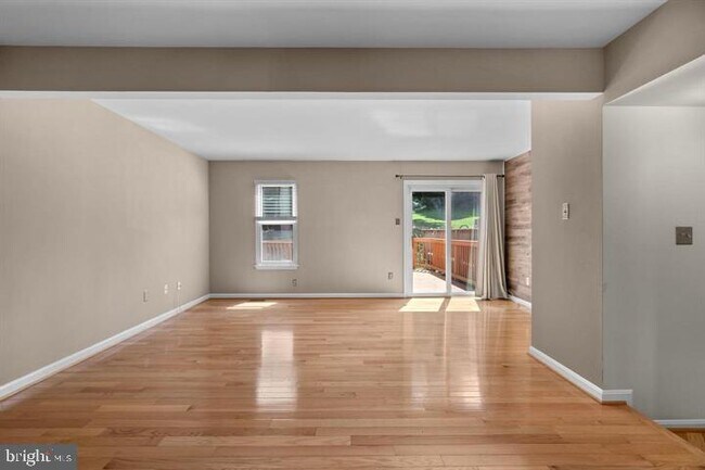 Foto del edificio - 1163 Kelfield Dr