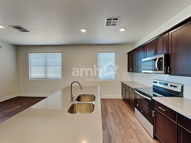 Foto del edificio - 21609 S 231st St