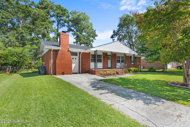 Building Photo - 106 Estate Dr