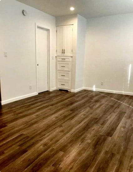 Building Photo - 6214 Holly Mont Dr