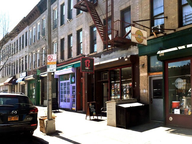 Street View On Washington - 750 Washington Ave