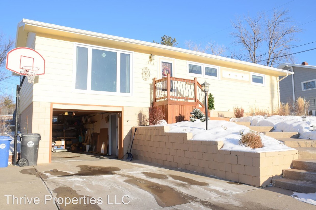 Primary Photo - 2712 Arrowhead Dr