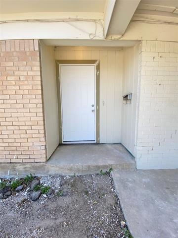 Foto del edificio - 6812 Trail Lake Dr