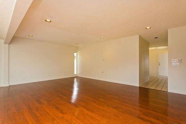 Foto del edificio - Mililani Town - 3 Bedroom, 2 Bath, Garage ...