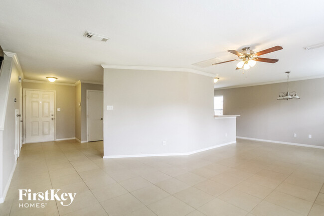 Building Photo - 8114 Scarlet Tanager Dr