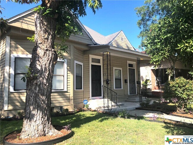 Foto del edificio - 603 Devine St