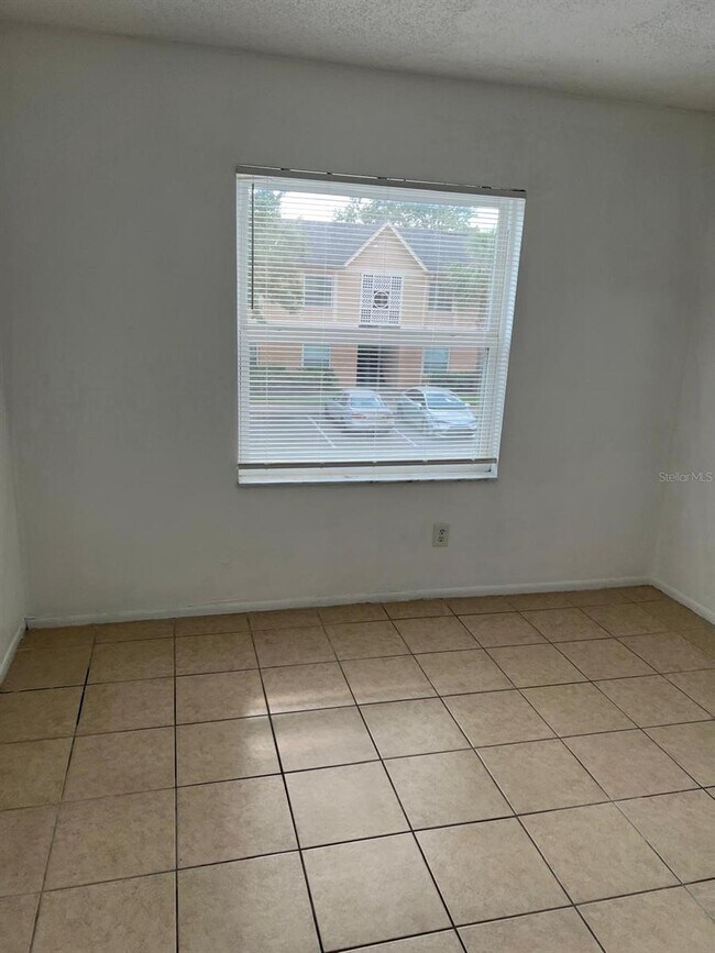 Foto del edificio - 9903 Turf Way