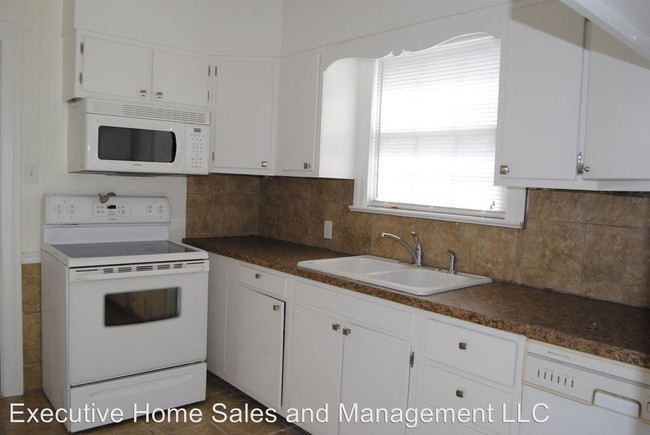 Building Photo - 2 br, 1 bath House - 1308 Park Avenue B