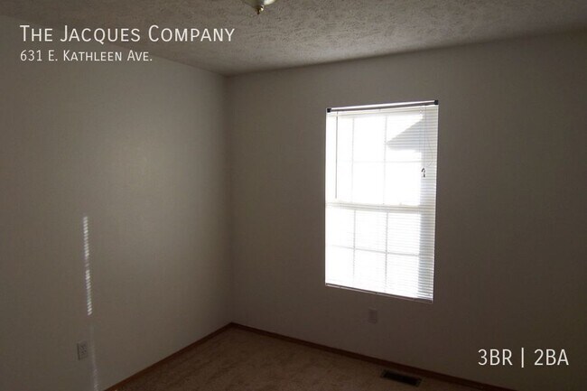 Foto del edificio - Very Nice 3 Bedroom 2 Bath on North Side