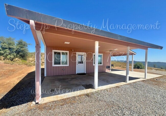 Foto del edificio - 8440 Ponderosa Way