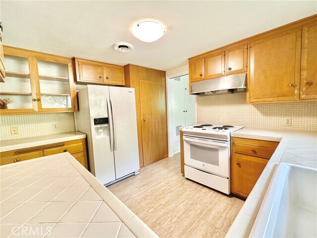 Foto del edificio - 303 E Highland Ave