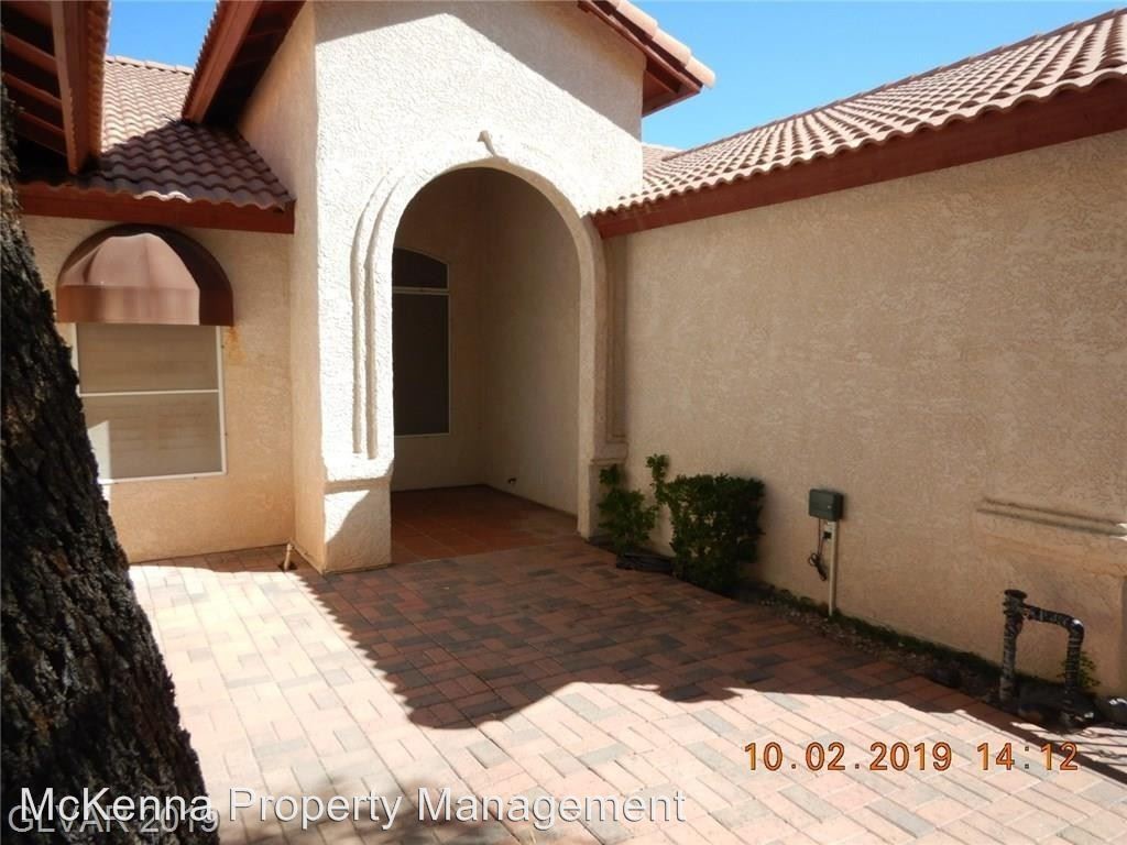Primary Photo - 3 br, 2.5 bath House - 9510 Desert Crest