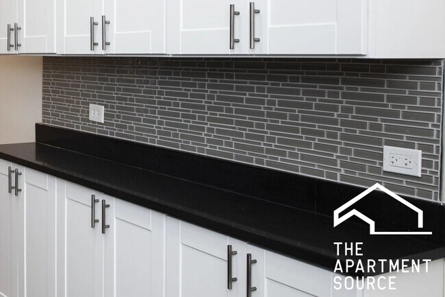 Foto del edificio - 726 W Roscoe St