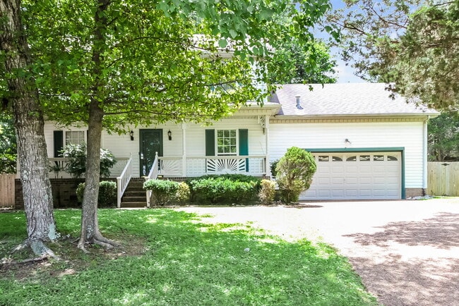 Building Photo - 3413 Westcliffe Ct