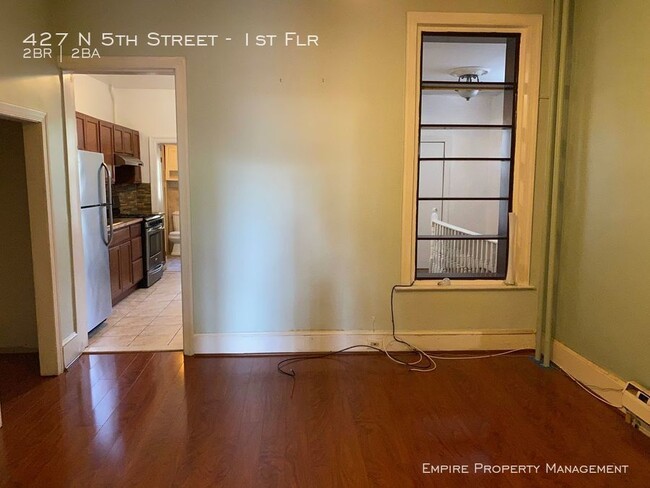 Building Photo - 427 N 5th St