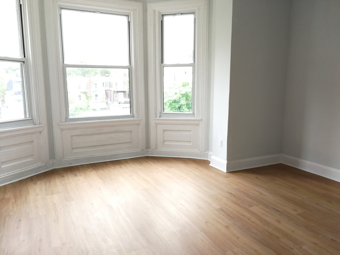 Foto principal - 4310 Walnut St