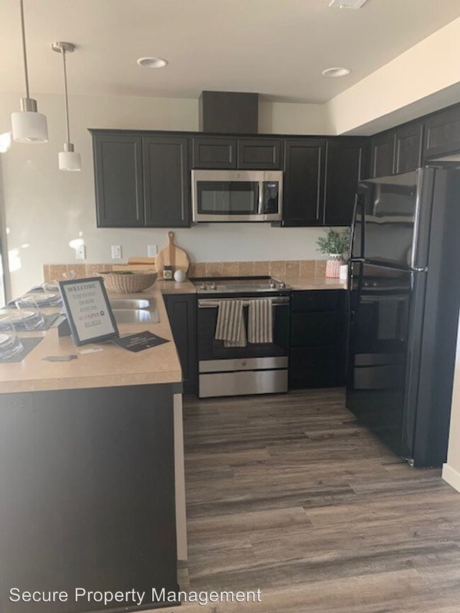 Foto del edificio - 3 br, 2.5 bath House - 803 E Autumn Ave