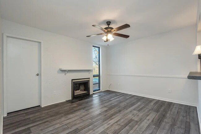 Foto del edificio - 98 Valley Forge Dr