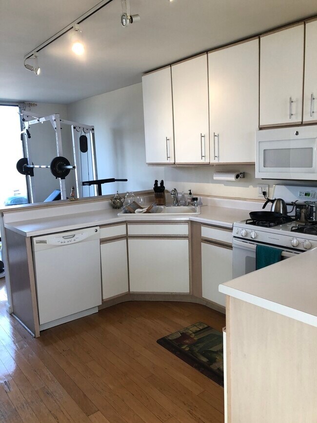 Foto del edificio - 220 Southgate Dr