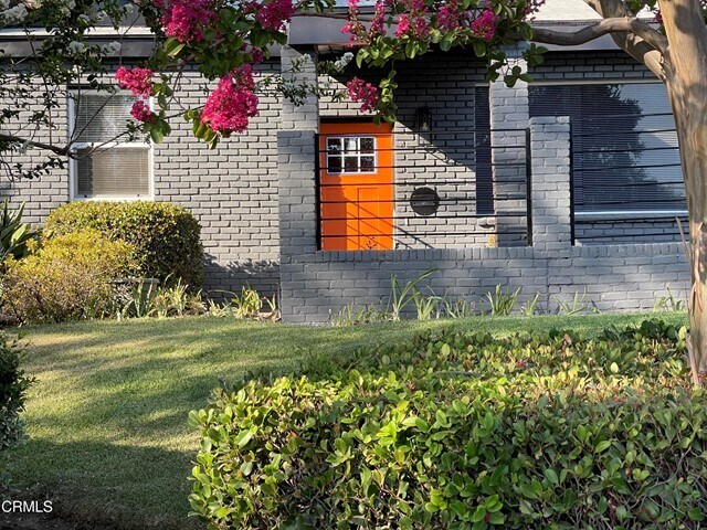 Foto del edificio - 411 E Marigold St