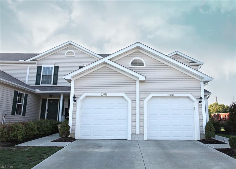 Primary Photo - 33449 Halle Ct