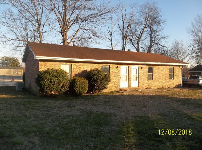 Building Photo - 101 Bogil Rd