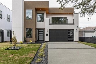 Building Photo - 4711 Cowan Ave