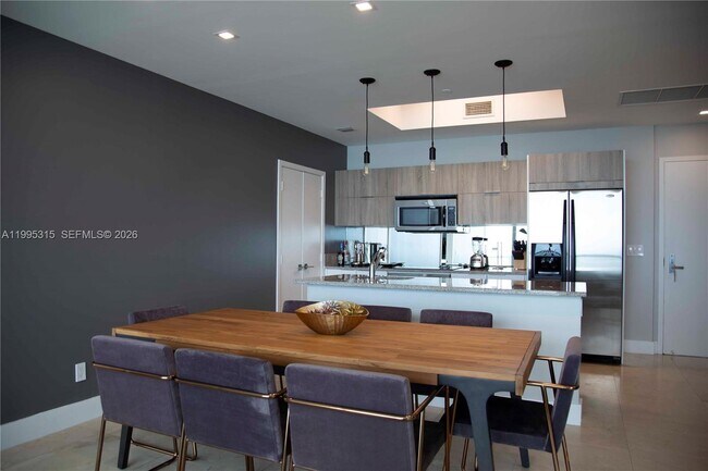 Foto del edificio - 888 Biscayne Blvd