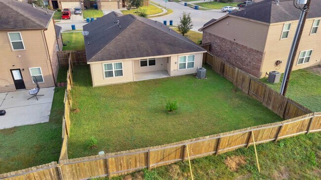 Foto del edificio - 2126 Beach Bluff Rd