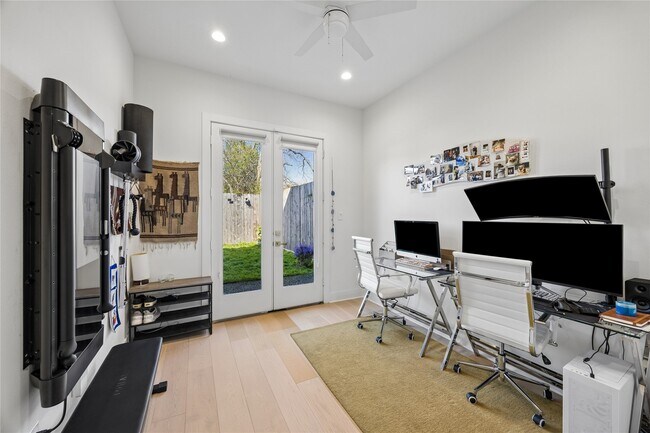 Building Photo - 3107 Webster St