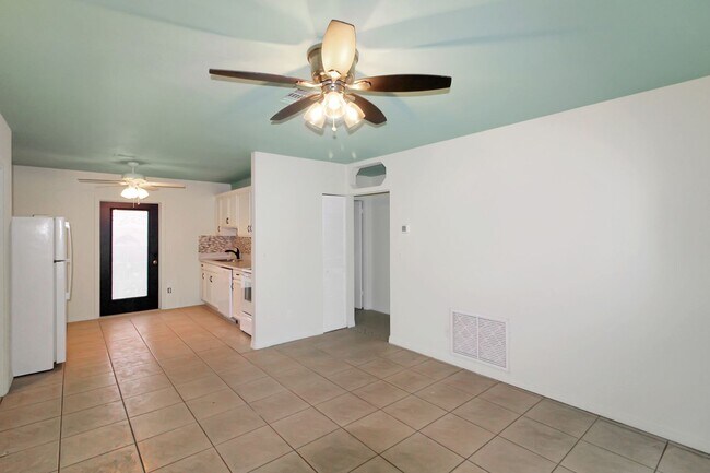 Foto del edificio - South Venice Annual Home for Rent