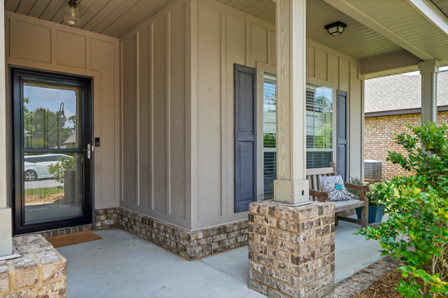Building Photo - 74 Whispering Lake Dr